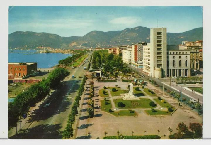 Appartamento Cinque Terre: Idromassaggio e Parcheggio Strategico La Spezia Exterior photo